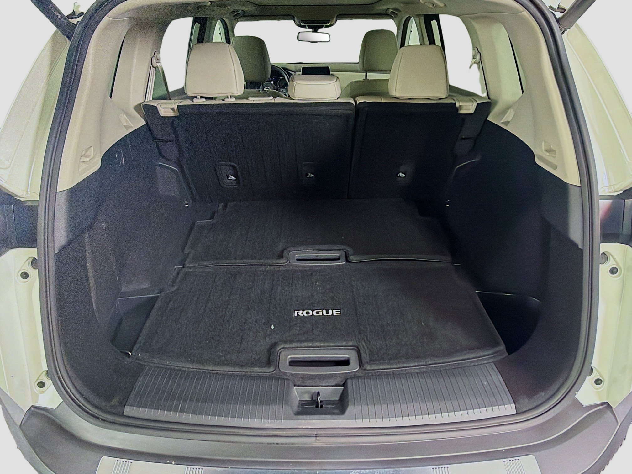 Used 2023 Nissan Rogue SL FWD image 28