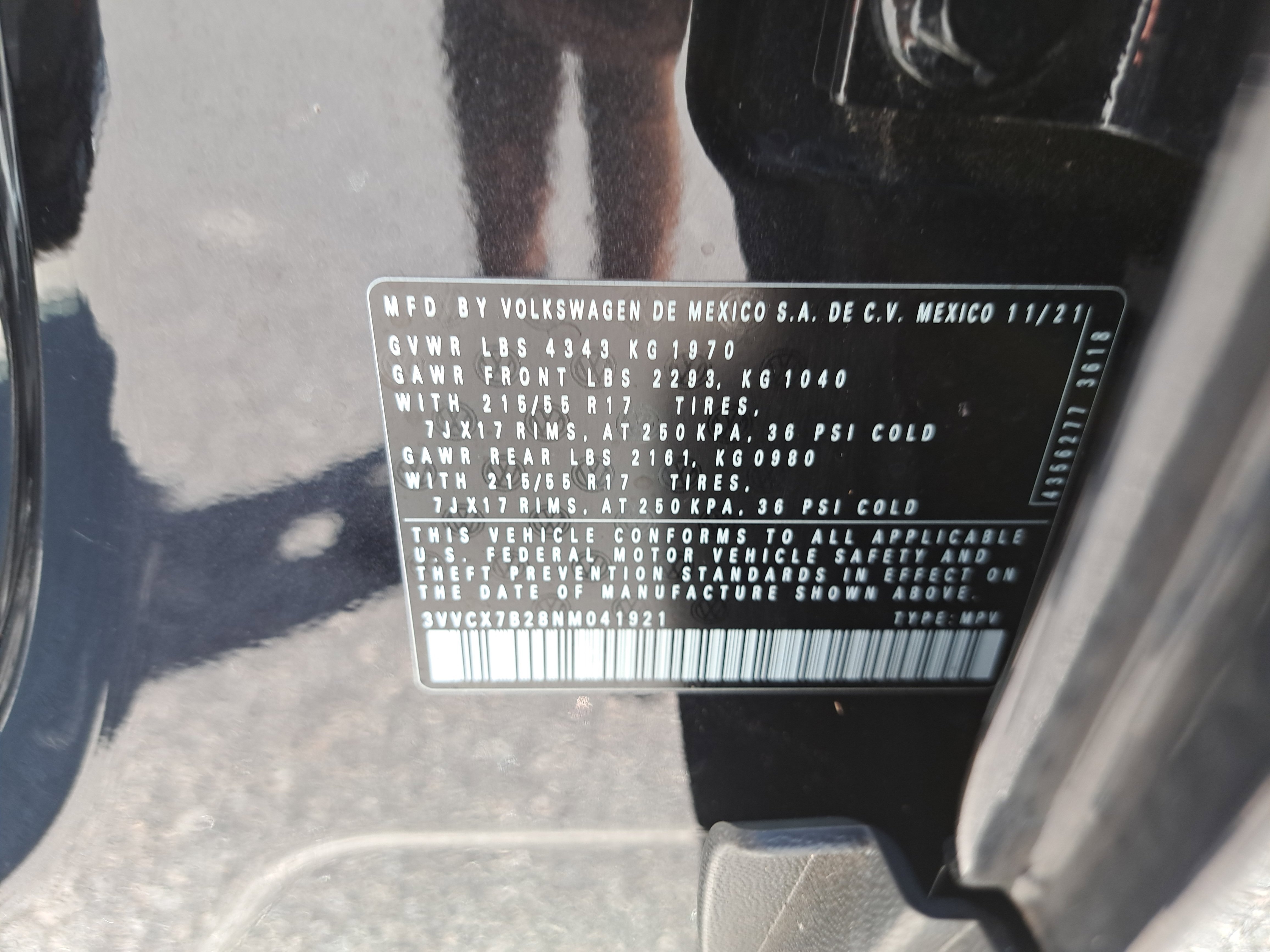 Certified 2022 Volkswagen Taos S image 33