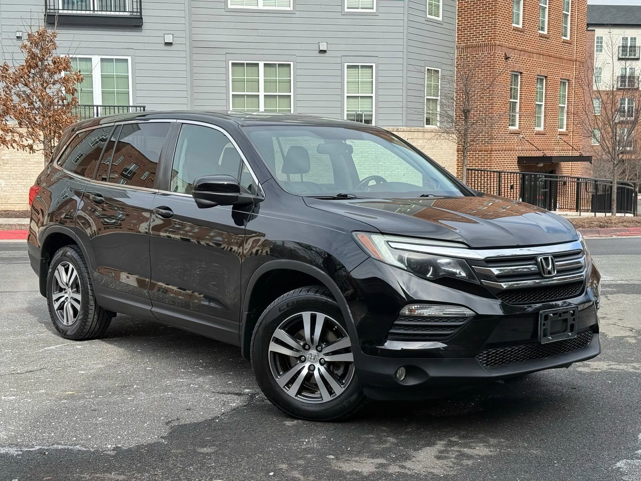 Used 2016 Honda Pilot EX-L image 1