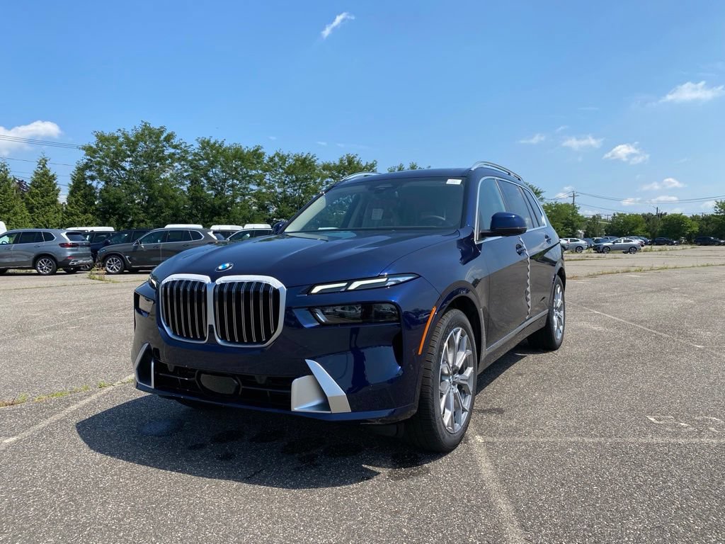 New 2027 BMW X7 xDrive40i w/ Premium Package