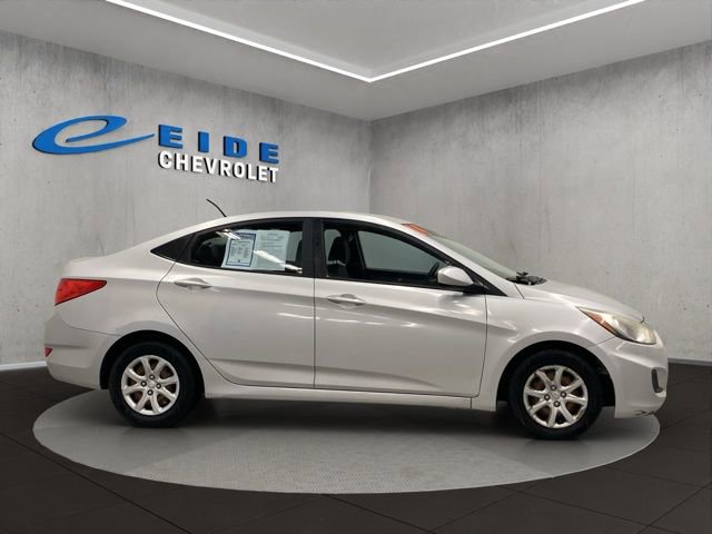 Used 2014 Hyundai Accent GLS image 3