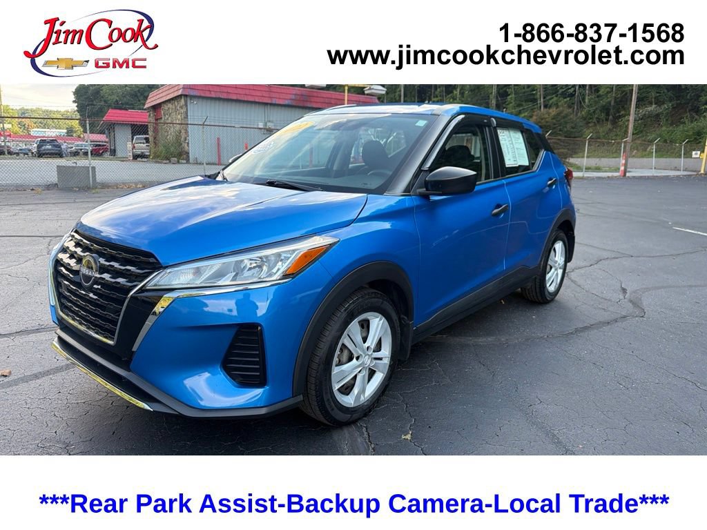 Used 2022 Nissan Kicks S FWD image 1