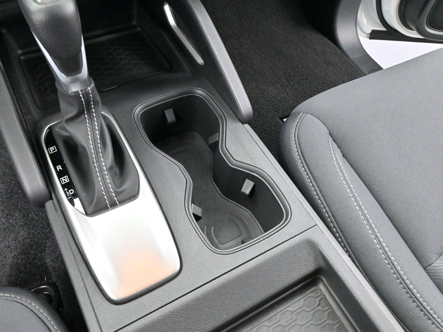 Used 2024 Nissan Frontier SV w/ Hardbody Edition image 17