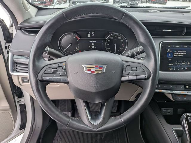 Used 2022 Cadillac XT4 Premium Luxury w/ Cold Weather Package image 17