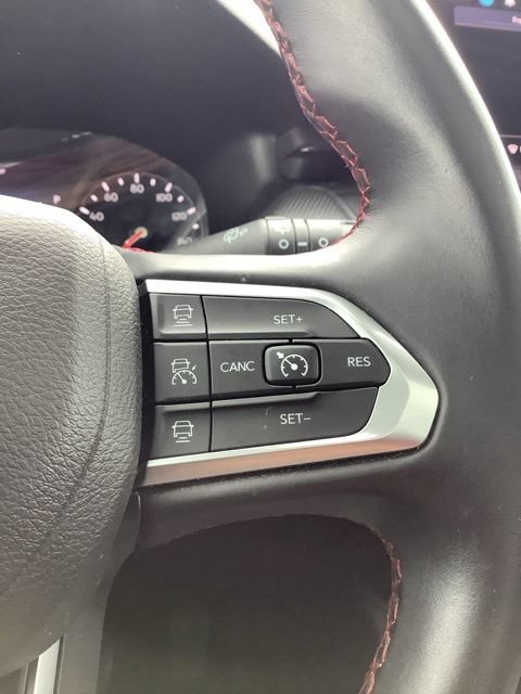 Certified 2022 Jeep Compass Trailhawk w/ Sun and Sound Group AWD/4WD image 27