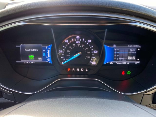 Used 2018 Ford Fusion S image 17