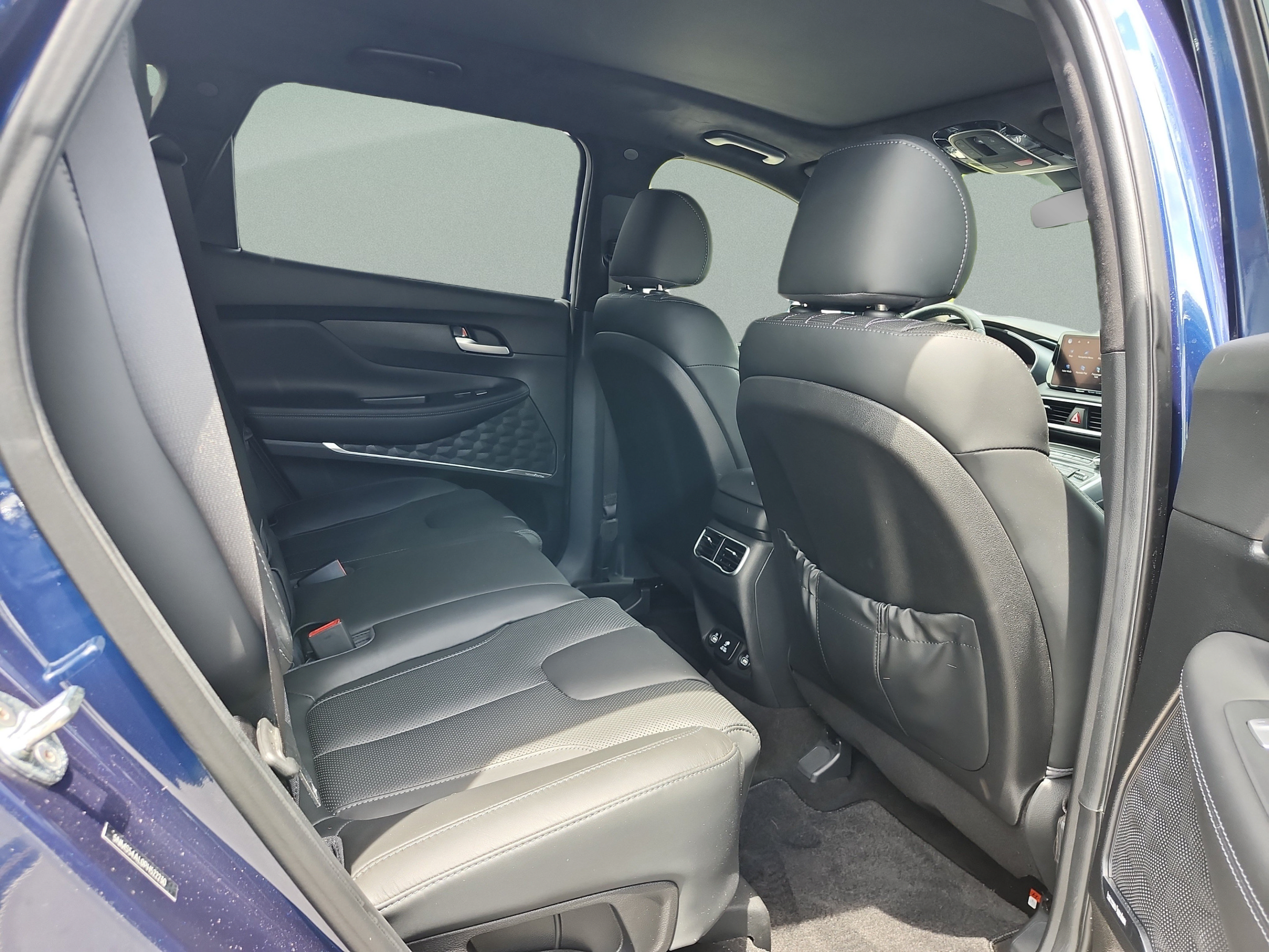 Certified 2023 Hyundai Santa Fe Calligraphy w/ Cargo Package FWD image 18