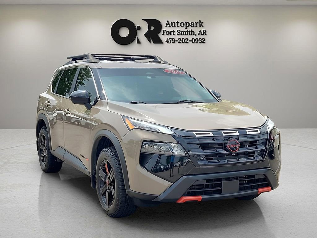 Used 2025 Nissan Rogue SV