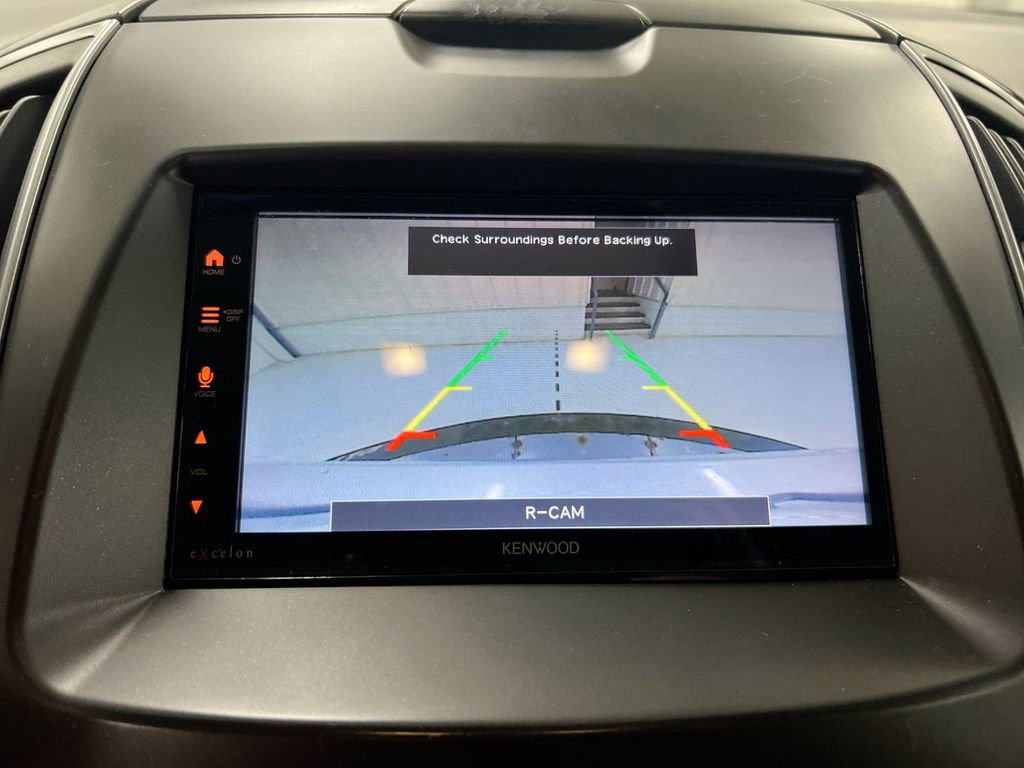 Used 2015 Ford Edge SE FWD image 15