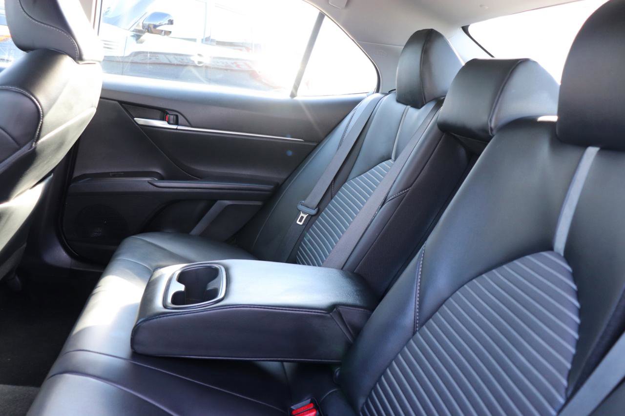 Used 2024 Toyota Camry SE image 21