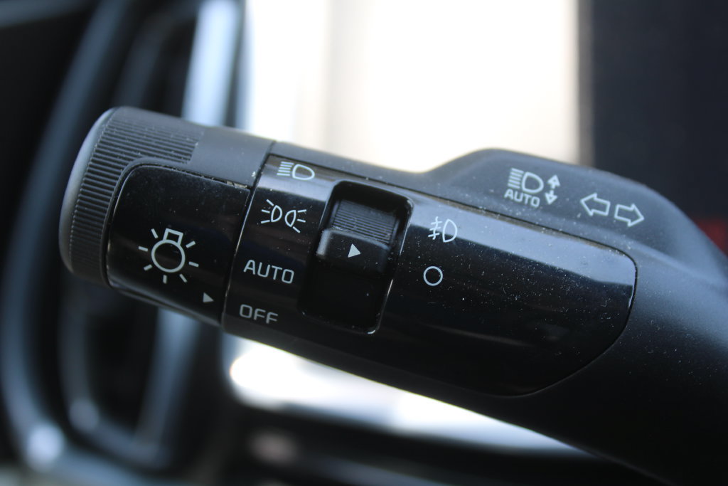 Certified 2024 Kia Sorento SX FWD image 29