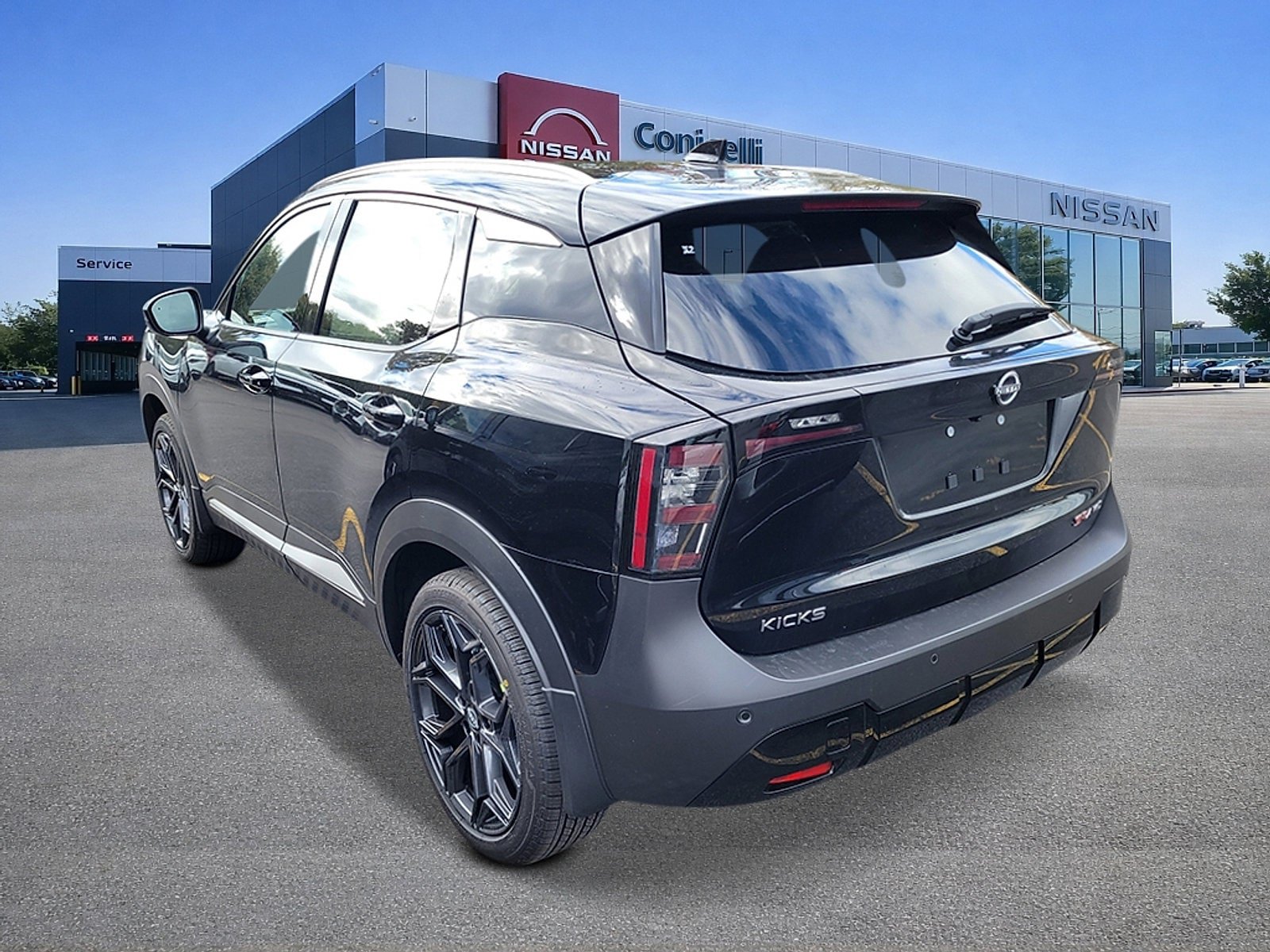New 2026 Nissan Kicks SR w/ SR Premium Package AWD/4WD image 2