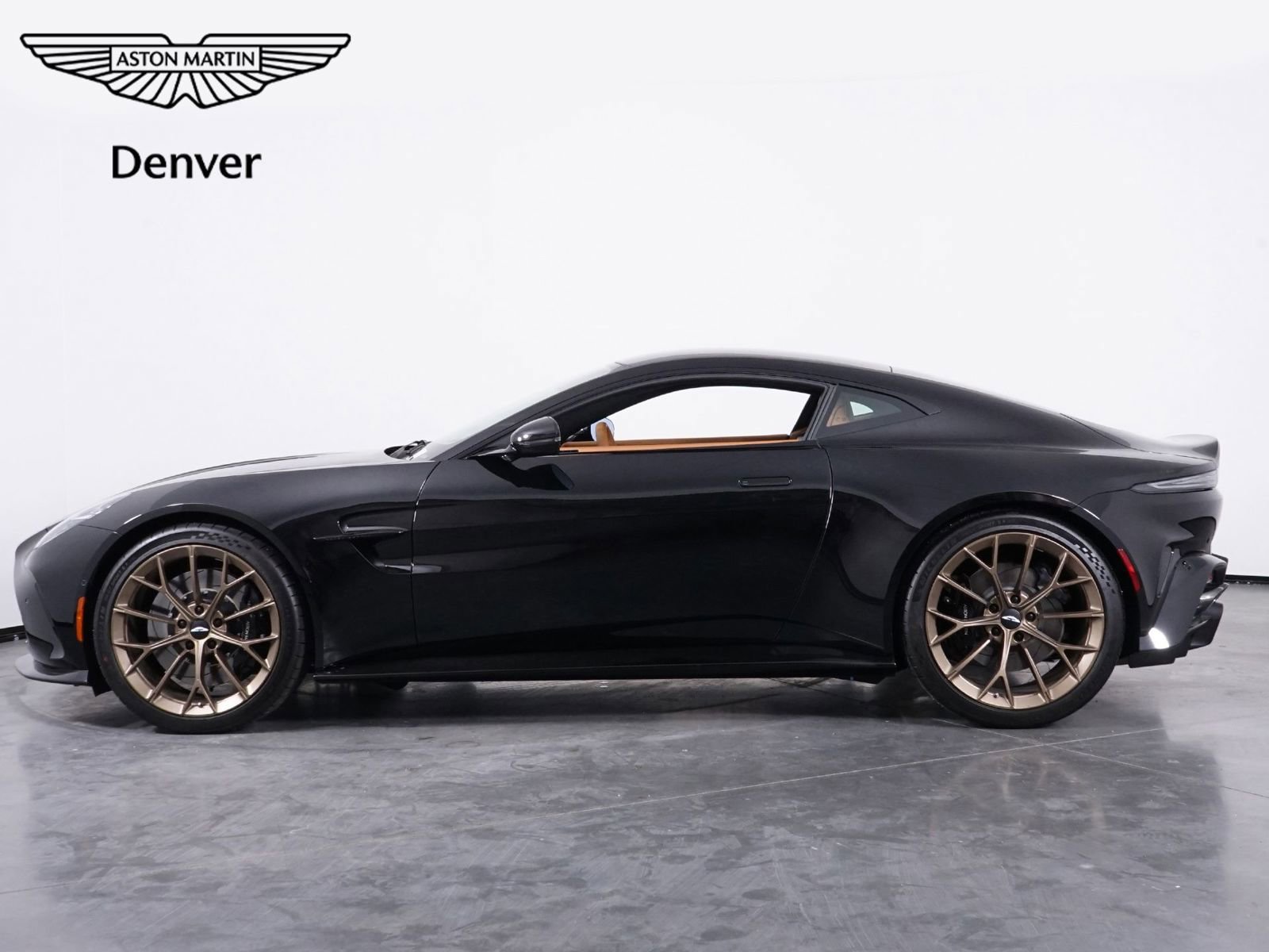 New 2026 Aston Martin V8 Vantage Coupe image 2