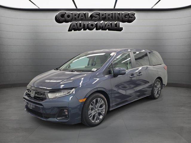 Certified 2025 Honda Odyssey Touring image 3