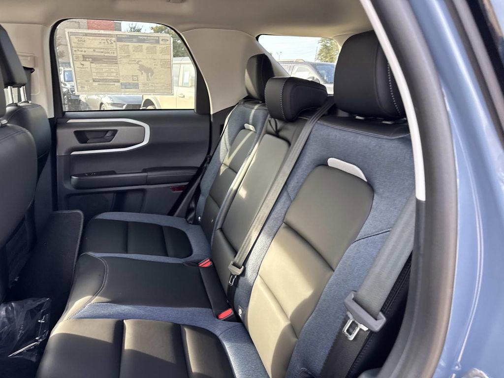 New 2025 Ford Bronco Sport Outer Banks image 6