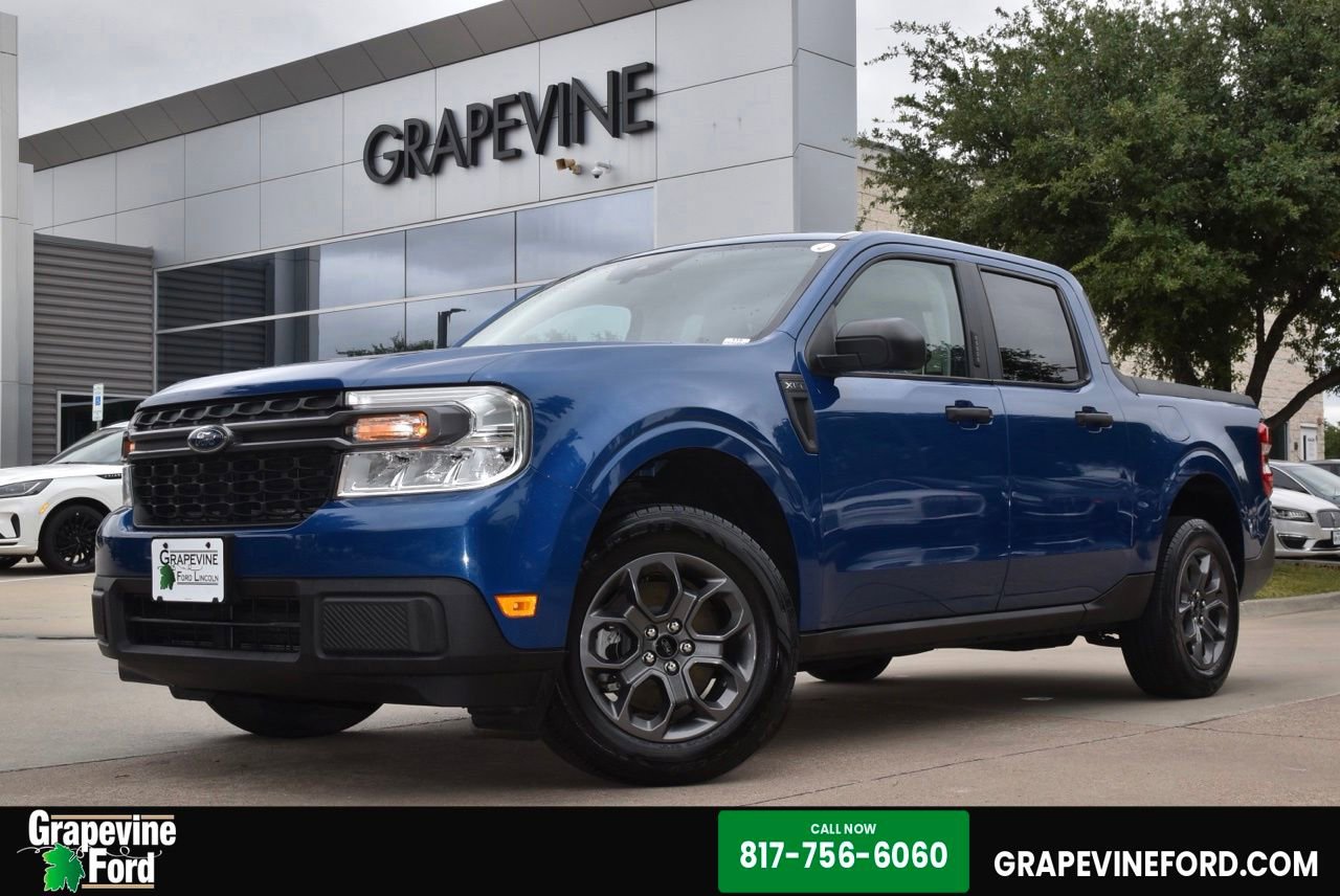 Used 2023 Ford Maverick XLT FWD image 1