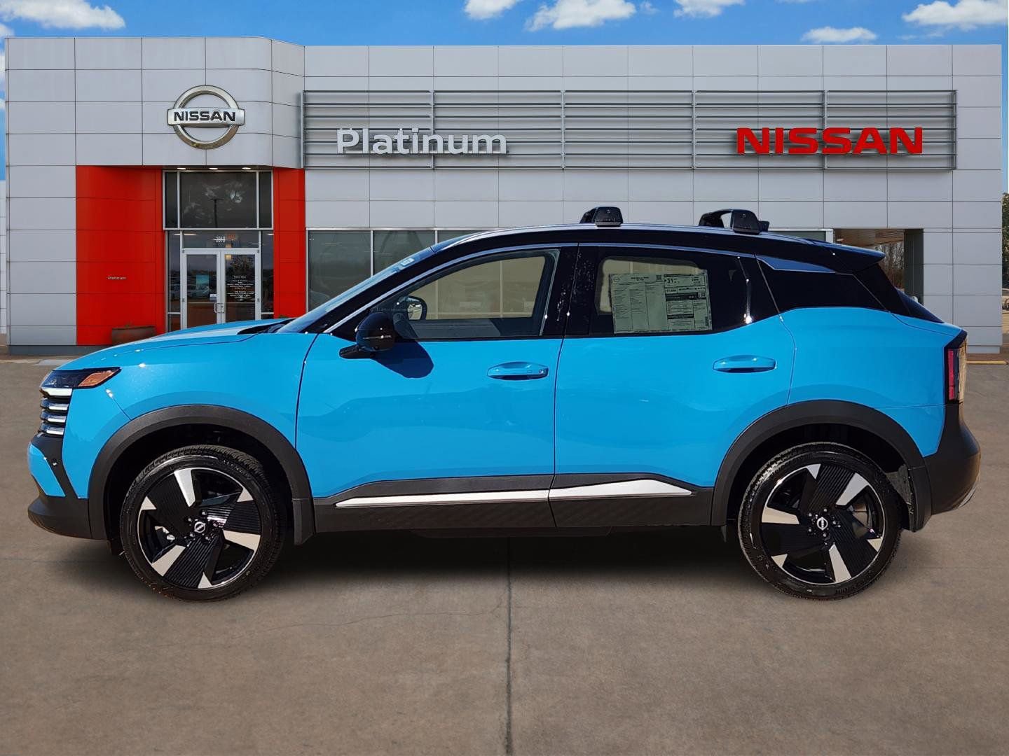 New 2026 Nissan Kicks SR image 3