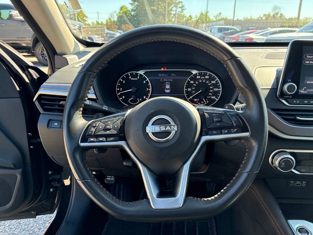 Used 2024 Nissan Altima 2.5 SR FWD image 38
