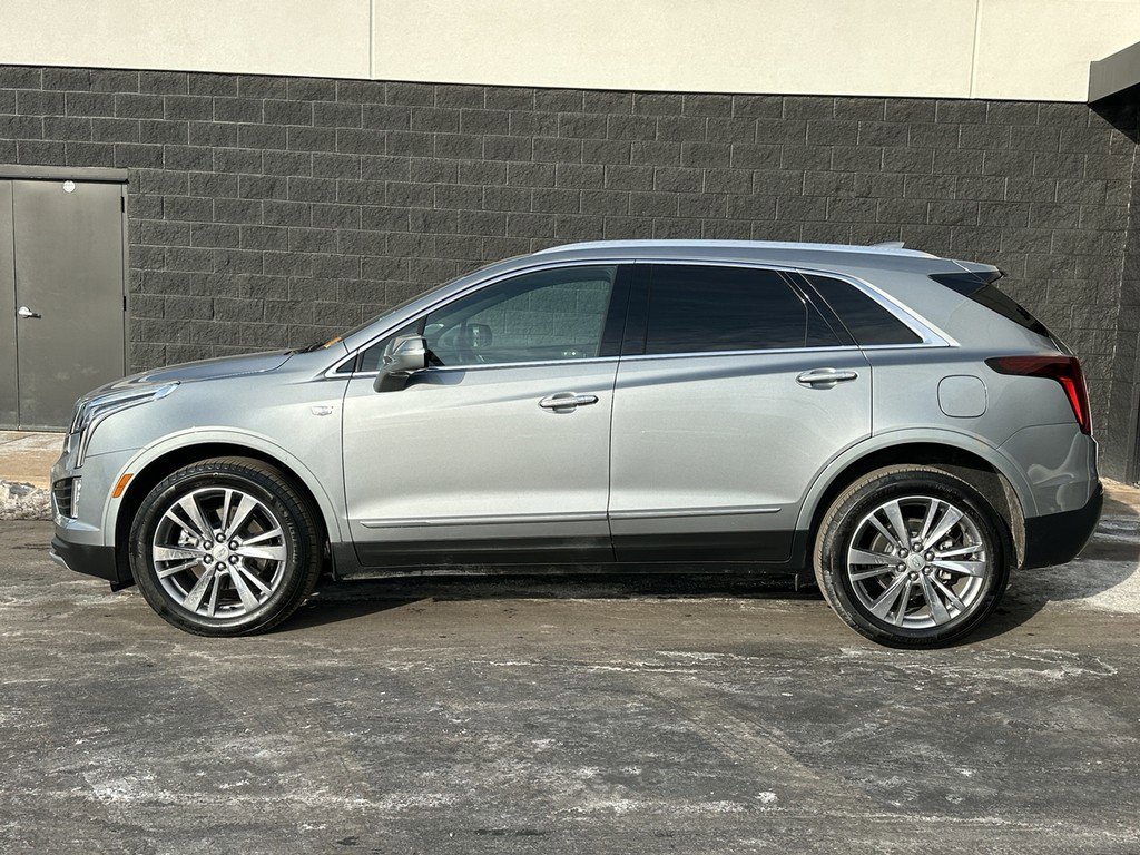 Certified 2025 Cadillac XT5 Premium Luxury image 5