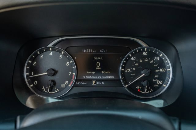 Used 2022 Nissan Frontier SV image 25