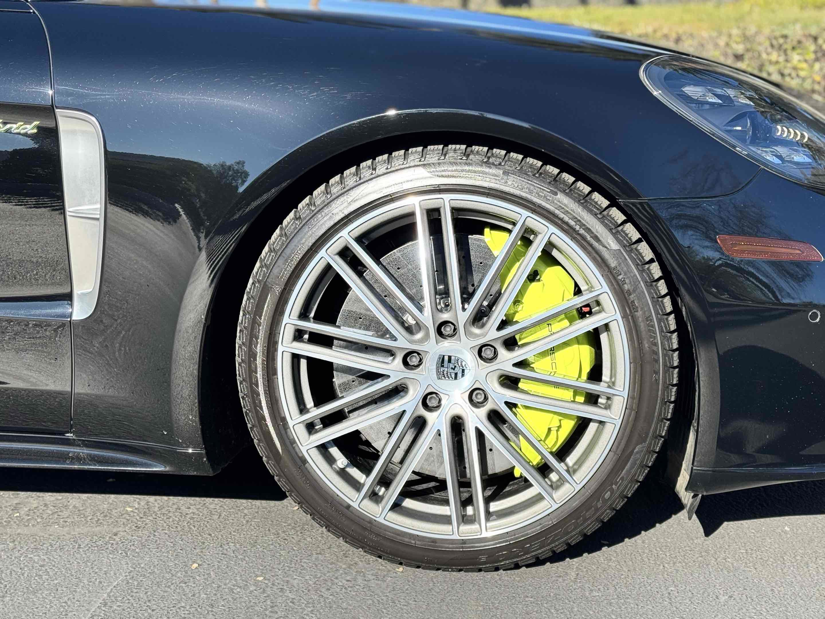 Used 2019 Porsche Panamera Turbo S Executive image 95