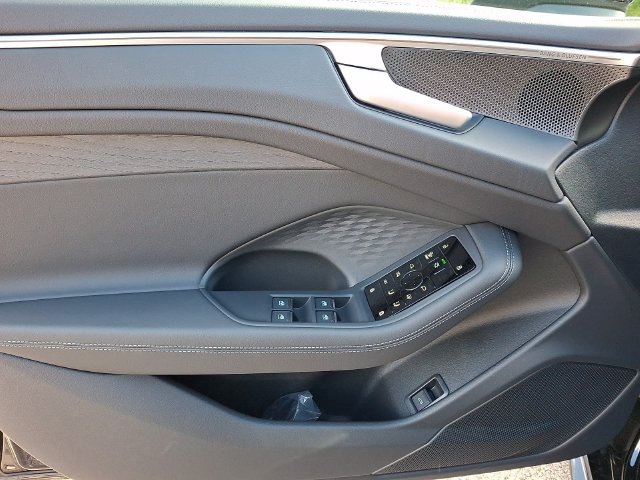 New 2026 Audi A6 Premium Plus AWD/4WD image 8