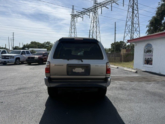 Used 2001 Toyota 4Runner SR5 AWD/4WD image 6