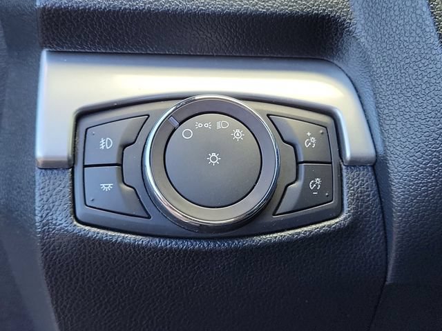 Used 2017 Ford Explorer XLT FWD image 15