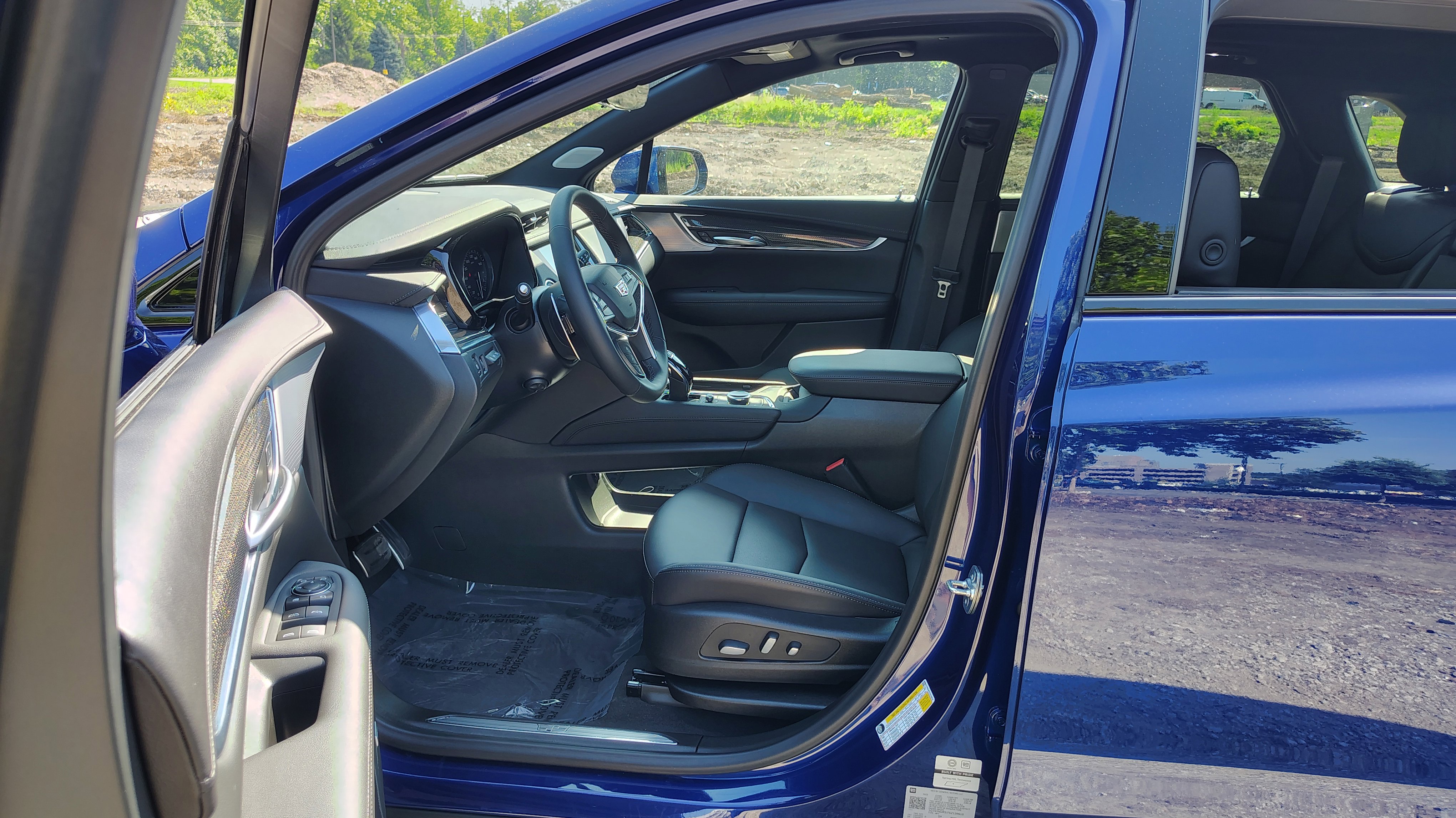 New 2025 Cadillac XT5 Sportv w/ Technology Package image 9