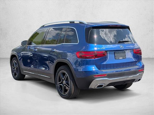 New 2026 Mercedes-Benz GLB 250 4MATIC image 9