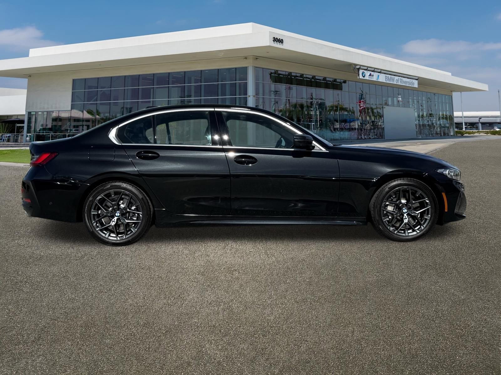 Used 2025 BMW 330i Sedan w/ Premium Package image 12