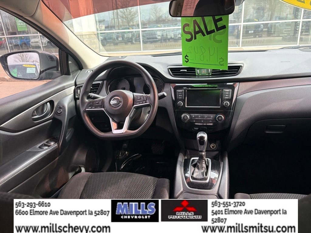 Used 2021 Nissan Rogue Sport S image 13