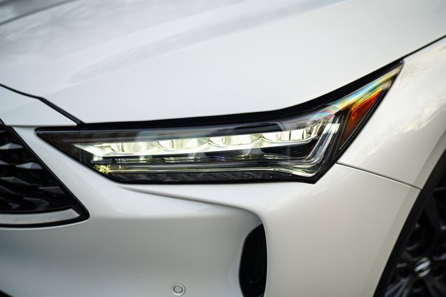 Used 2023 Acura MDX A-Spec image 3