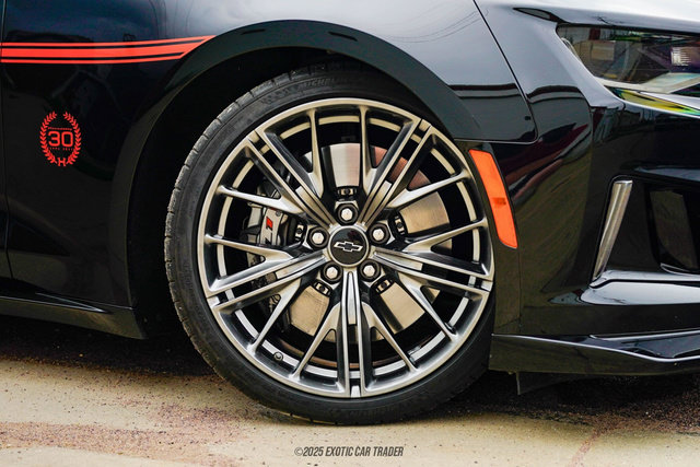 Used 2022 Chevrolet Camaro ZL1 RWD image 45