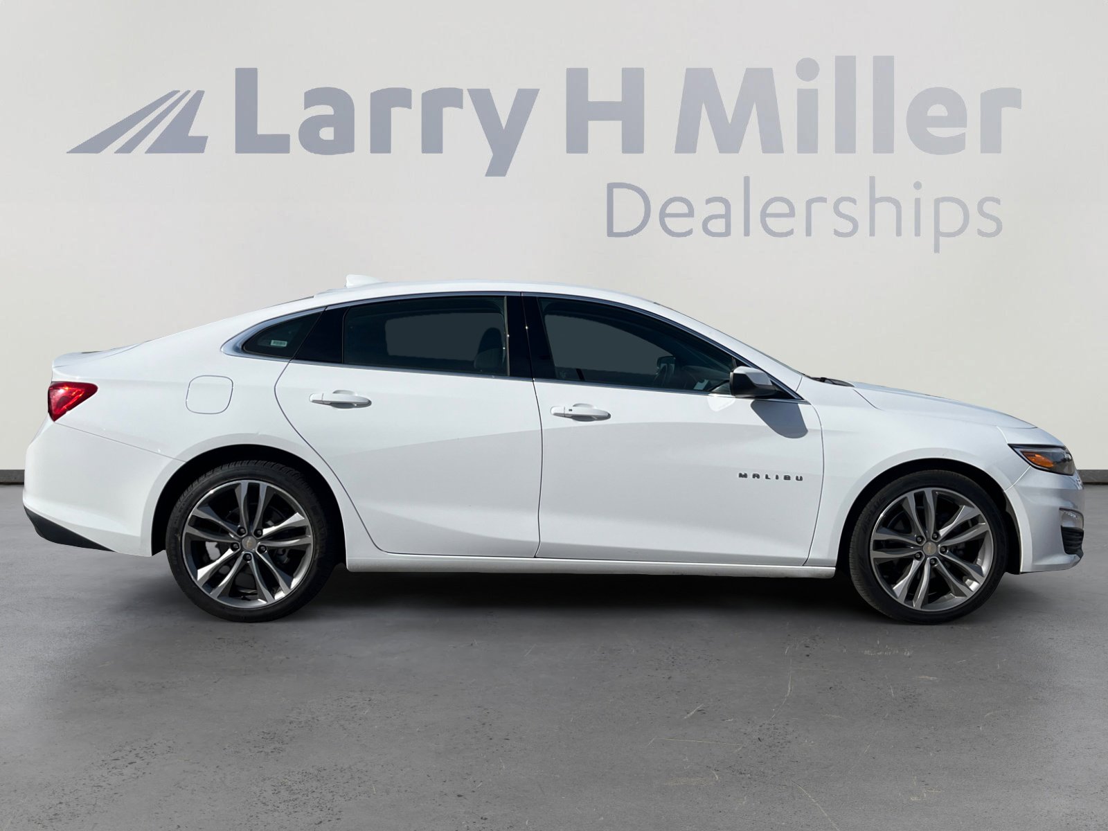 Used 2023 Chevrolet Malibu LT image 6