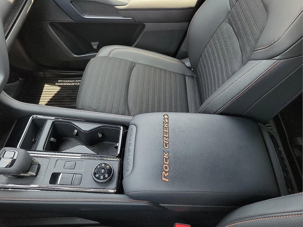 Used 2025 Nissan Pathfinder Rock Creek AWD/4WD image 20