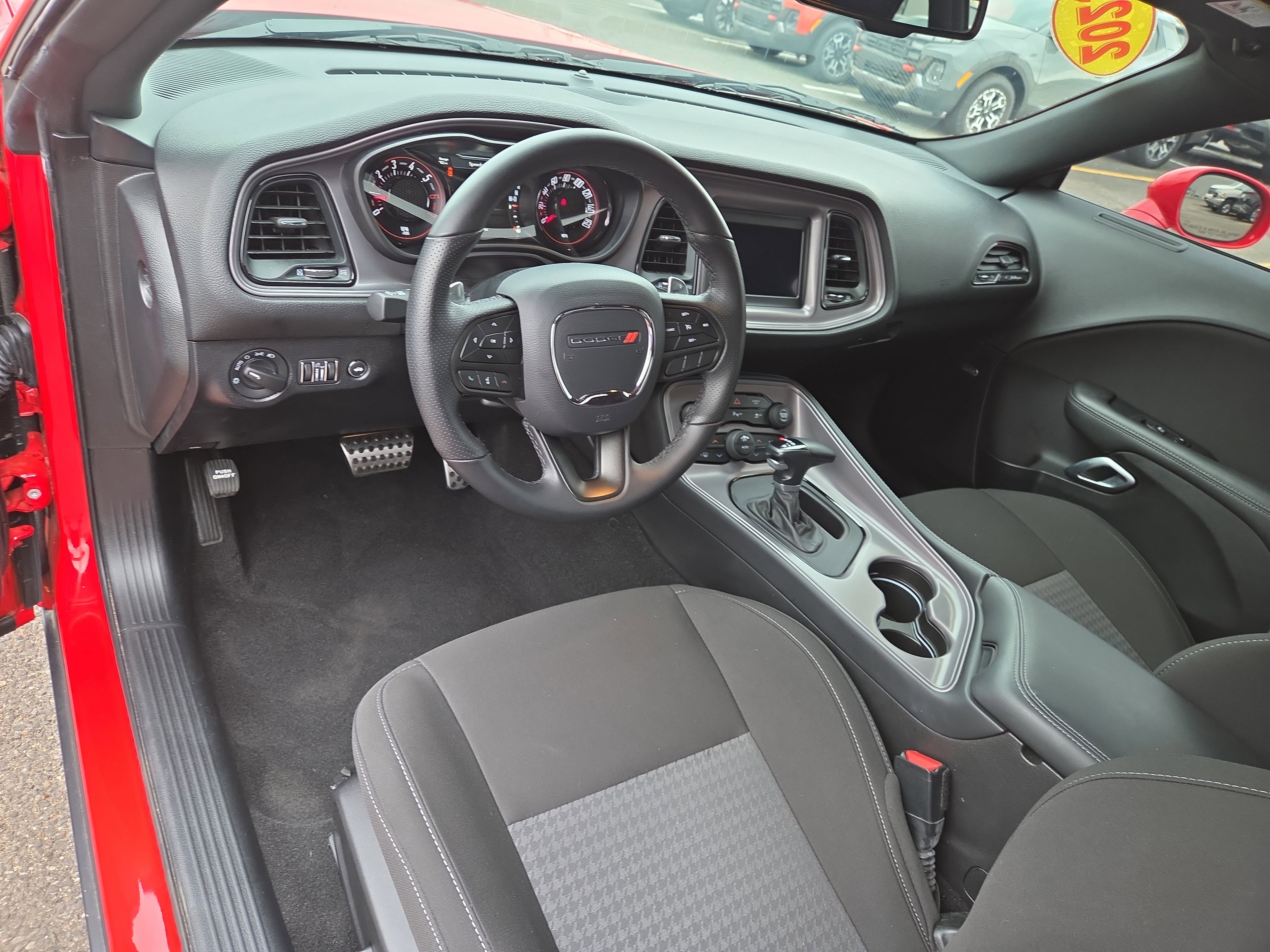 Used 2023 Dodge Challenger R/T w/ Blacktop Package image 6