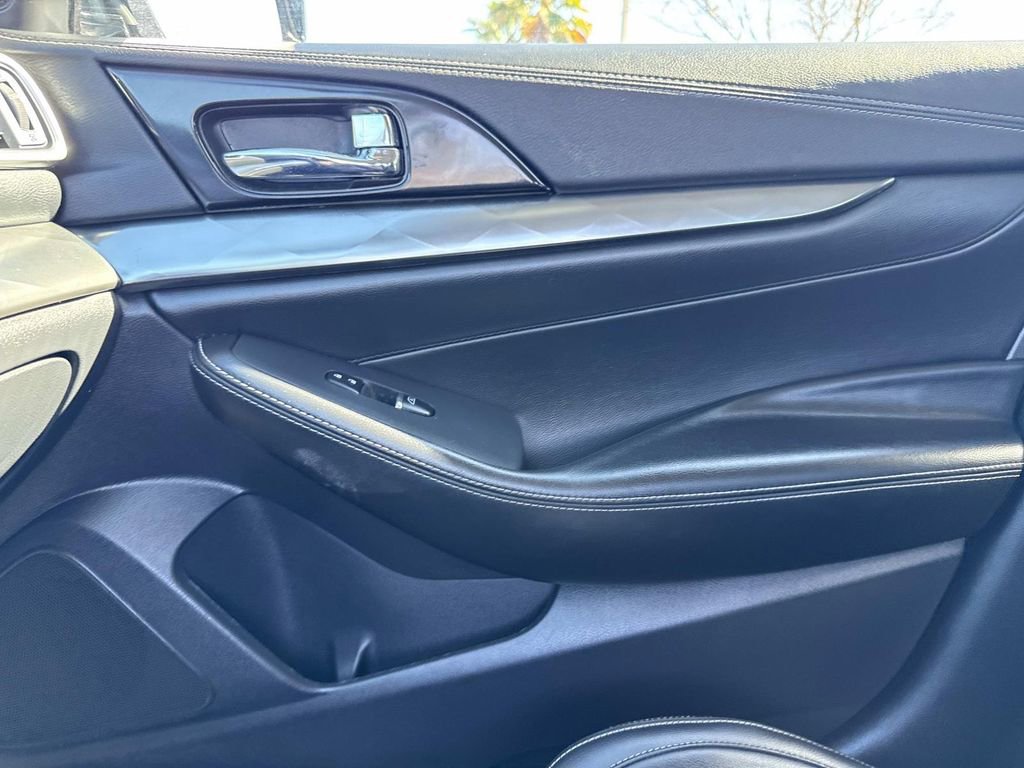 Certified 2019 Nissan Maxima 3.5 SL w/ Floor Mat Group image 23