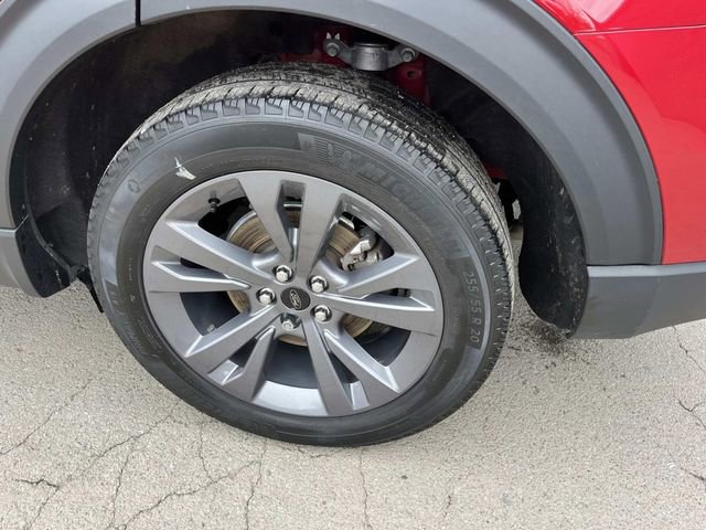 Certified 2022 Ford Explorer XLT w/ Equipment Group 202A image 11