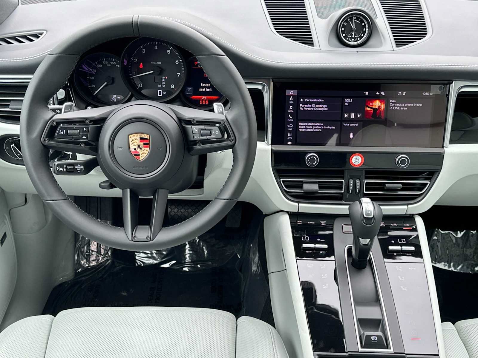 New 2025 Porsche Macan AWD/4WD image 14