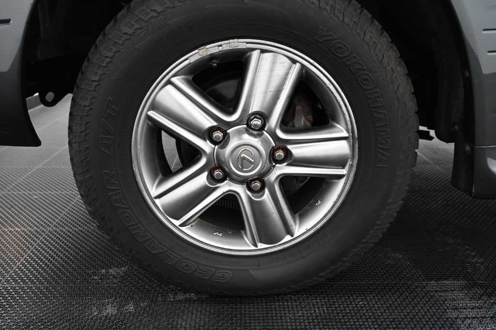 Used 2006 Lexus LX 470 4WD image 52
