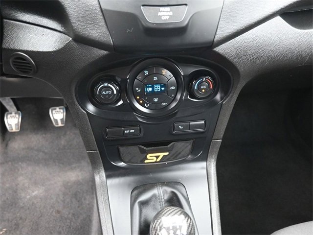 Used 2015 Ford Fiesta ST image 31