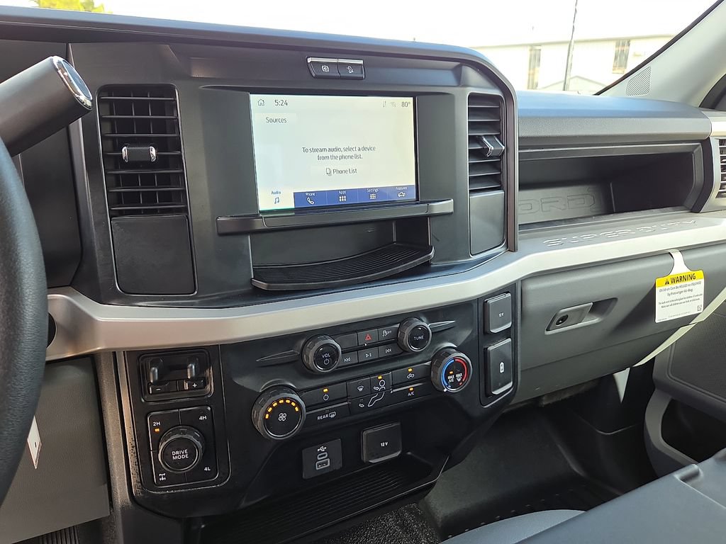 Used 2025 Ford F250 XL w/ XL Off-Road Package AWD/4WD image 24