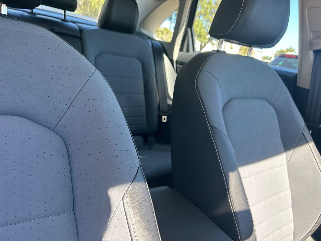 New 2026 Volkswagen Jetta SE FWD image 33