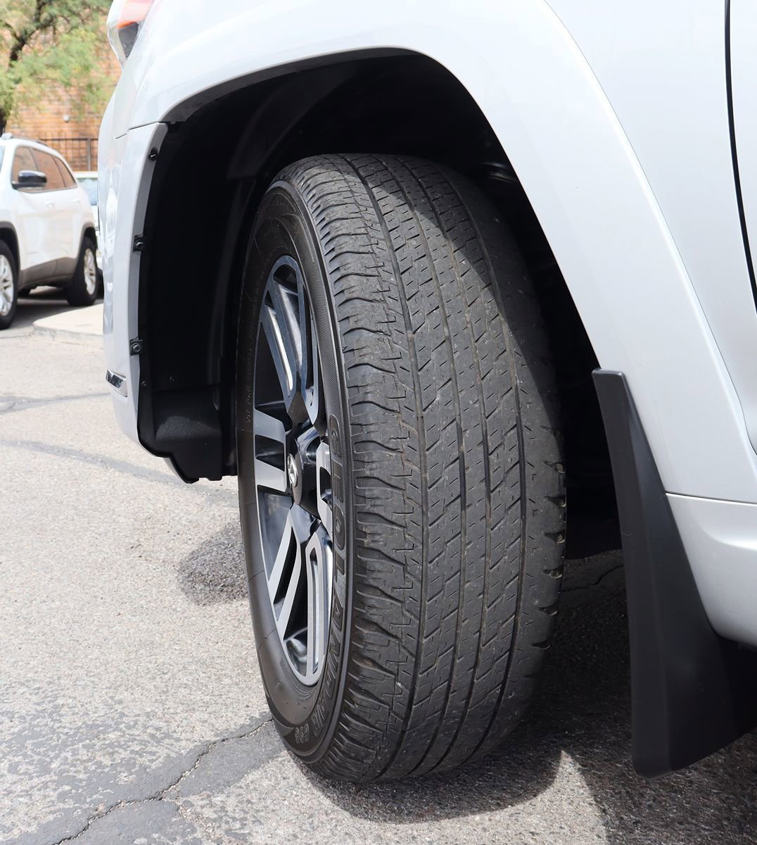Used 2022 Toyota 4Runner Limited AWD/4WD image 6