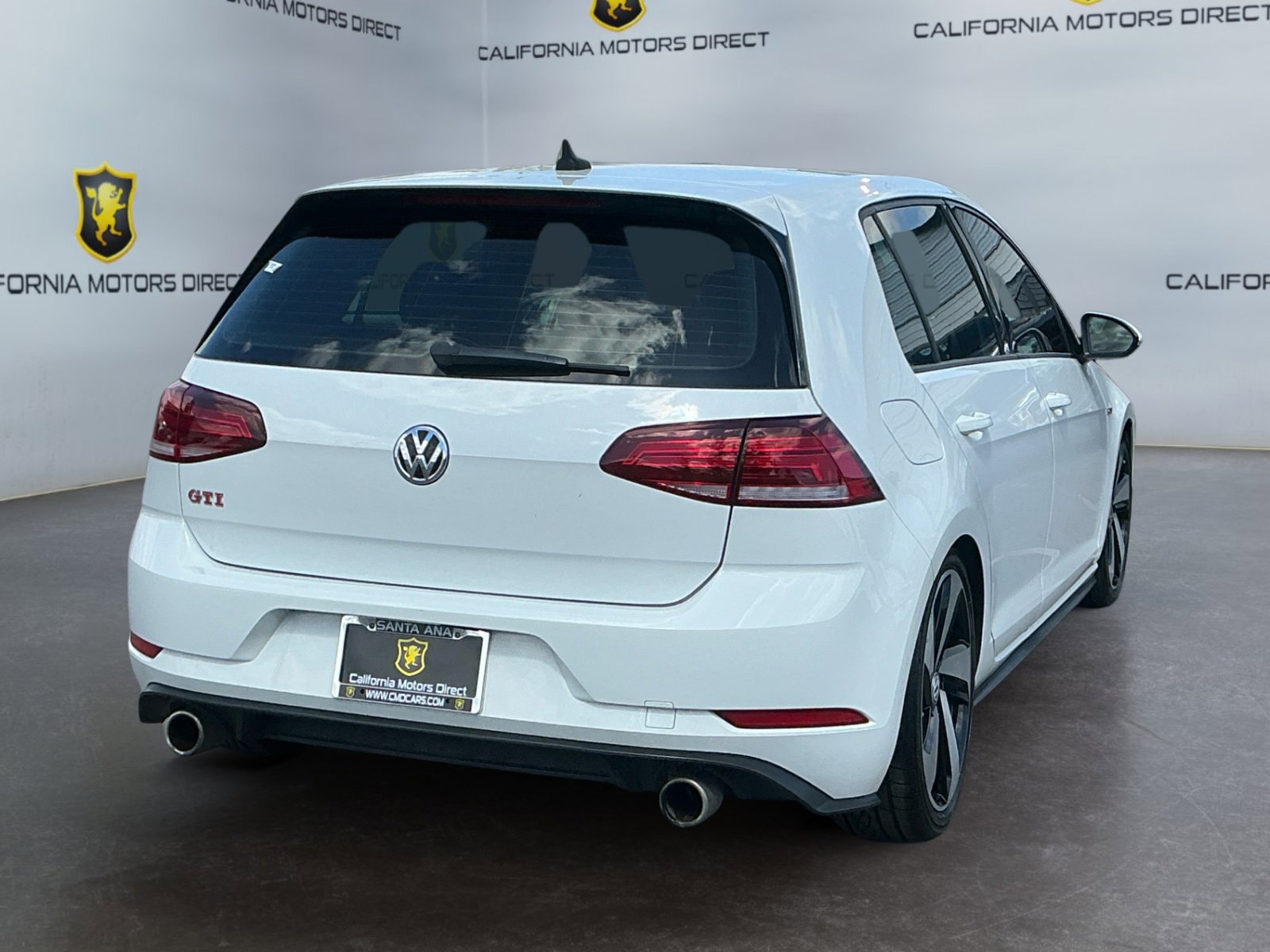 Used 2019 Volkswagen GTI SE w/ SE Experience Package FWD image 5