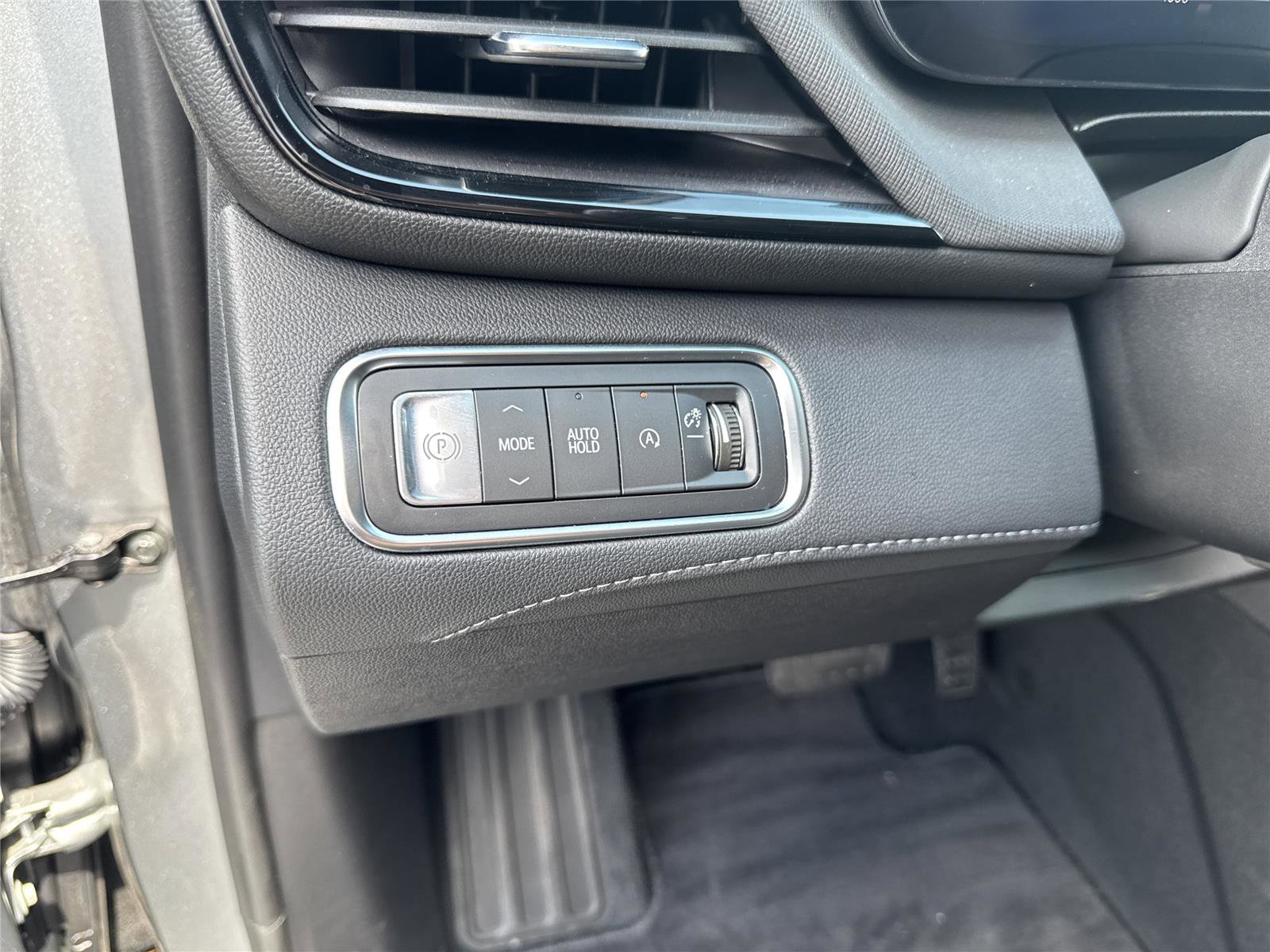 Used 2026 Buick Enclave Preferred FWD image 20