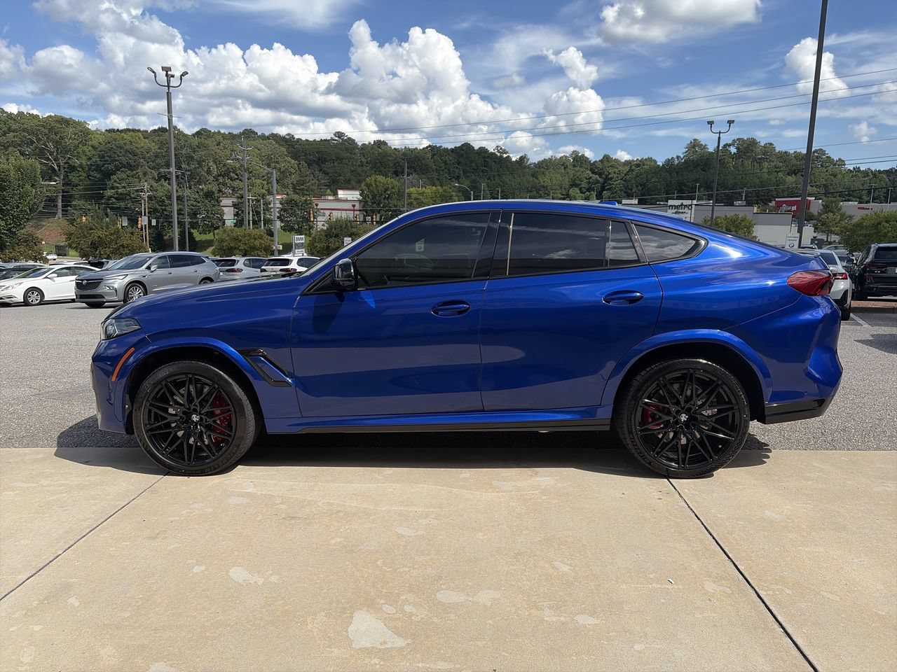 Used 2027 BMW X6 M Competition w/ Executive Package AWD/4WD image 5