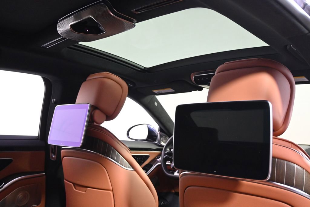 Used 2024 Mercedes-Benz S 63 AMG S image 16