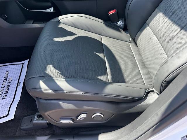 New 2026 Hyundai Santa Fe SEL image 8